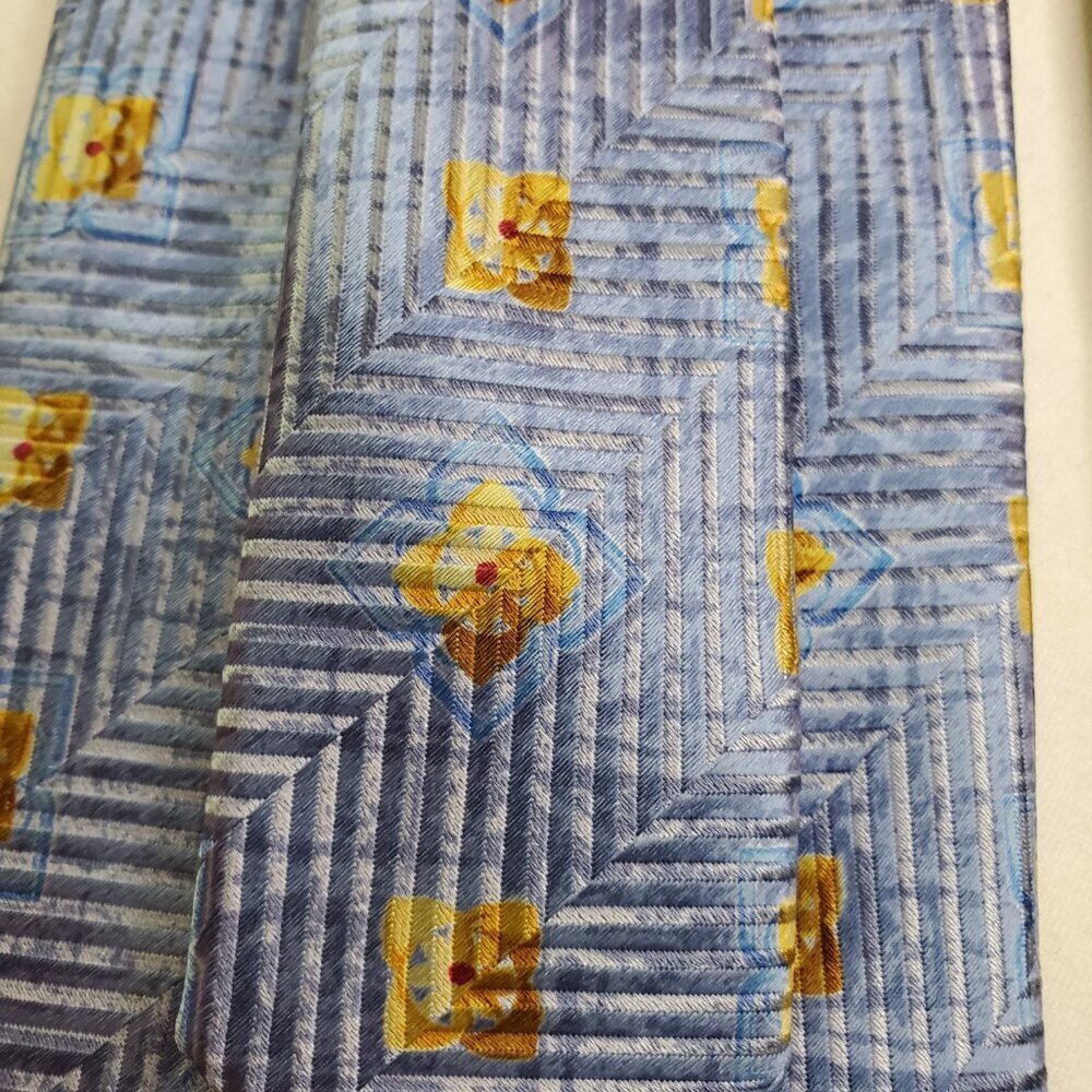 Ermenegildo Zegna 2 Luxury Silk Ties Elegant Floral &Geometric Pattern Blue Gold - Picture 6 of 9